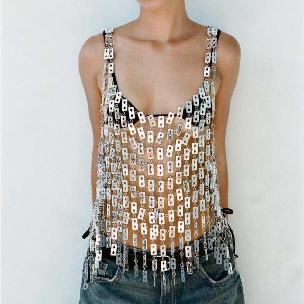 Mirror chain metal top